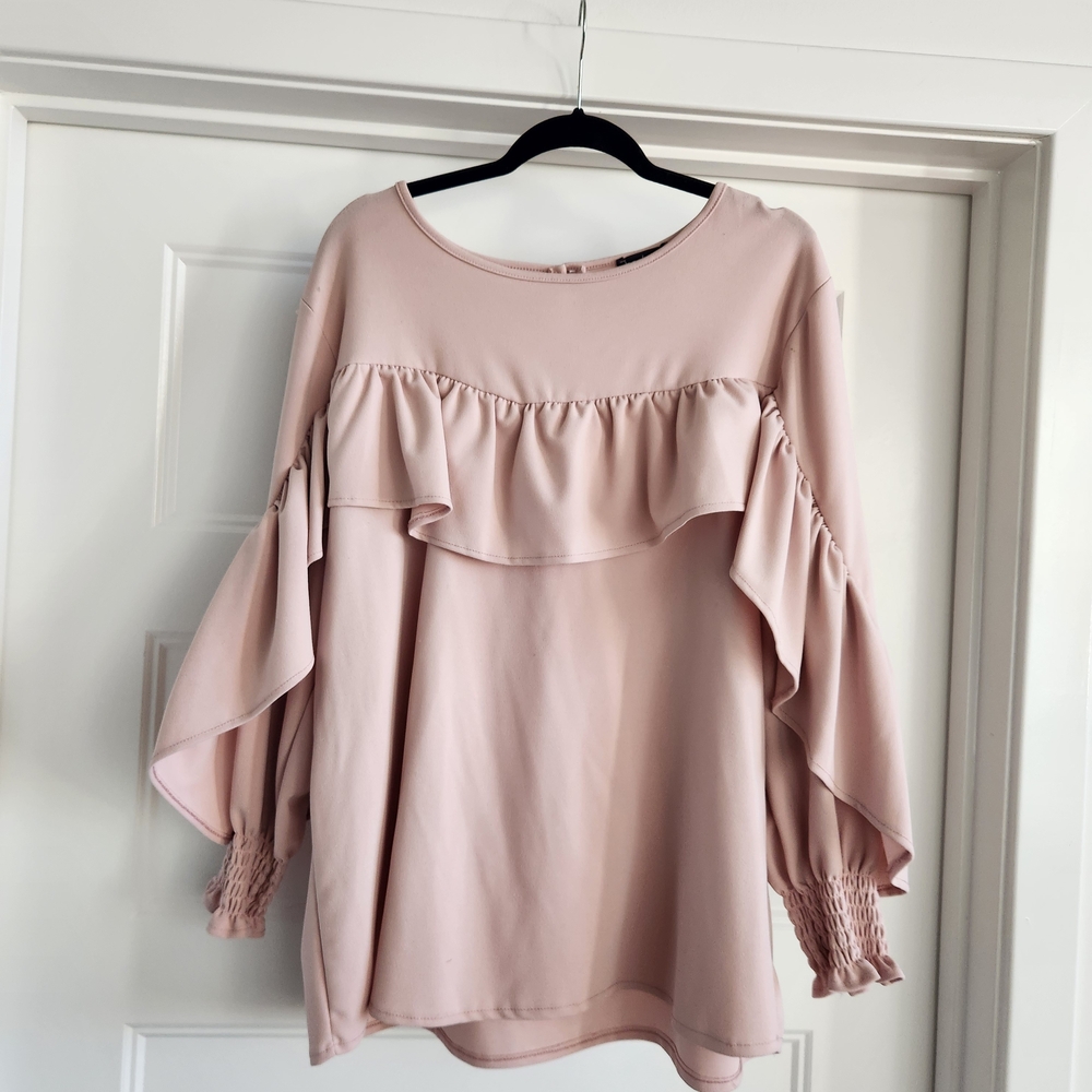 Boohoo Blush Rufffle Top
